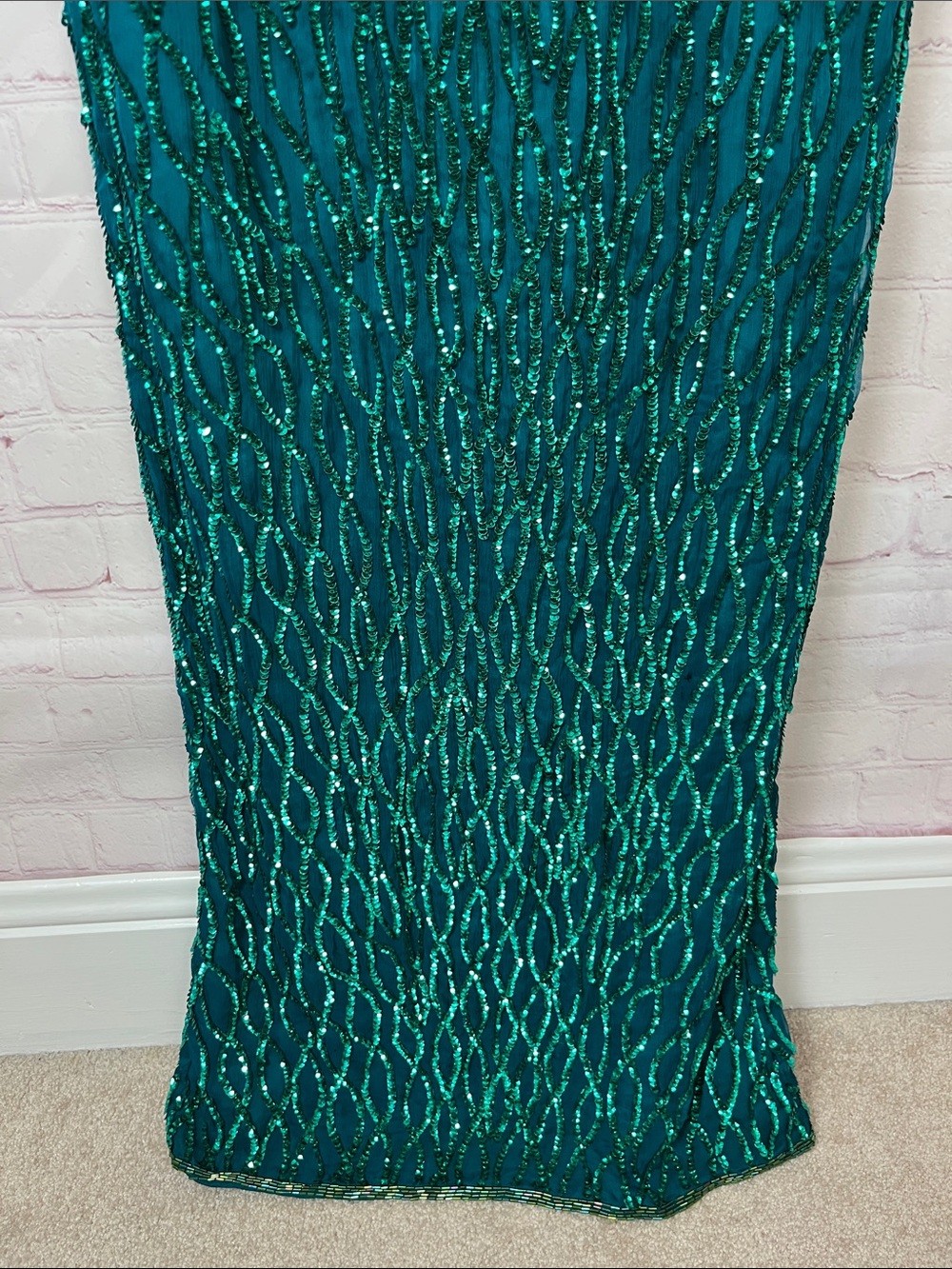 Laurence Kazar New York Emerald Green Silk Dress with Beading and Sequins - Picture 3 of 11